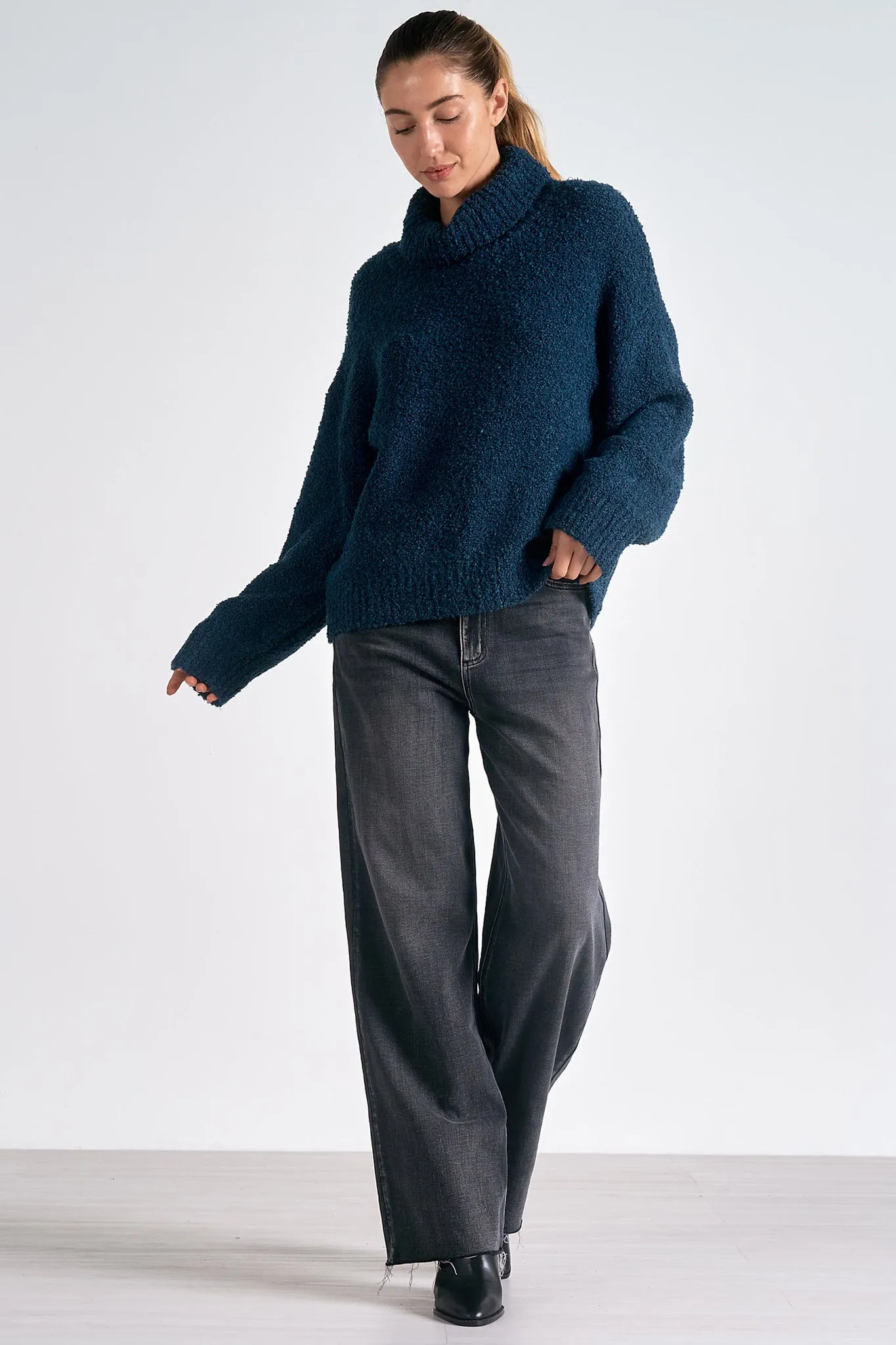 Elan - 9 Turtleneck Sweater Boucle - Teal Blue