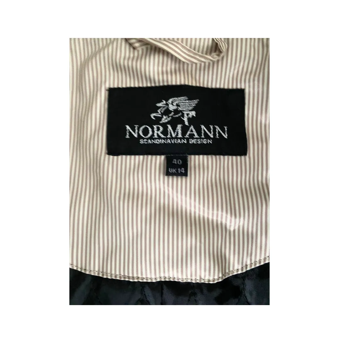 Normann Pinstripe Windbreaker Beige SIZE 14