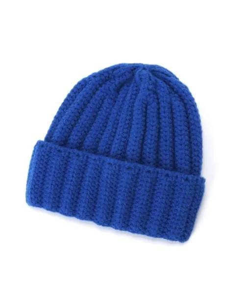 SOLID COLOR BEANIE