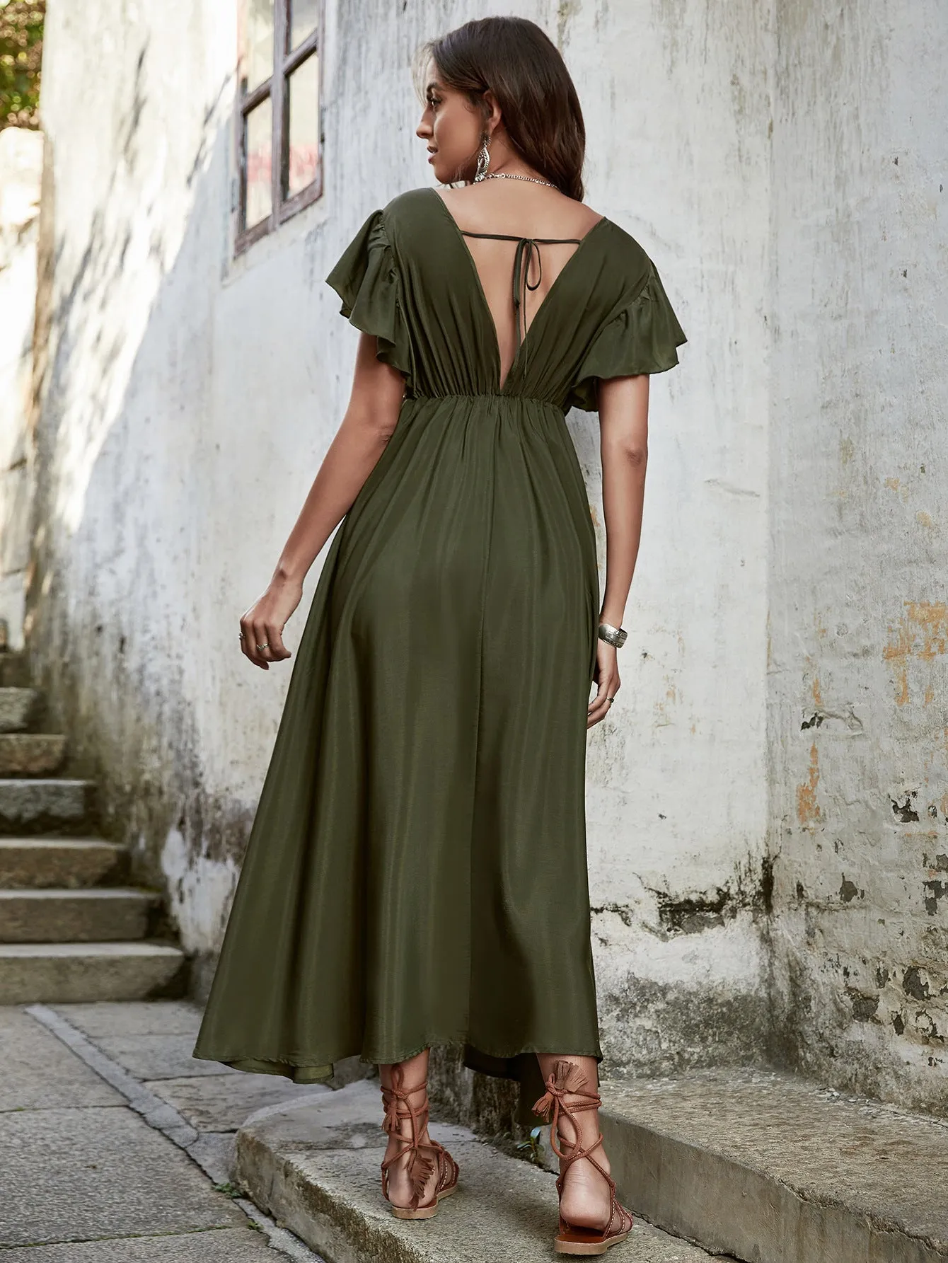 V-neck high waisted slim open back dress